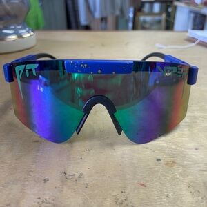 Viper Pit Shield Sport Visor Sunglasses with Blue Green Mirrored Lens